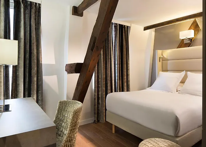 Hôtel Jacques De Molay Paris